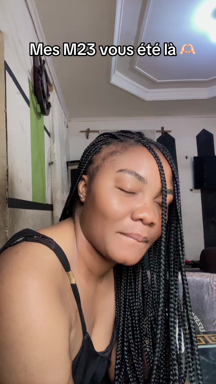 @BECKY OR Pure Mobutu 🦋