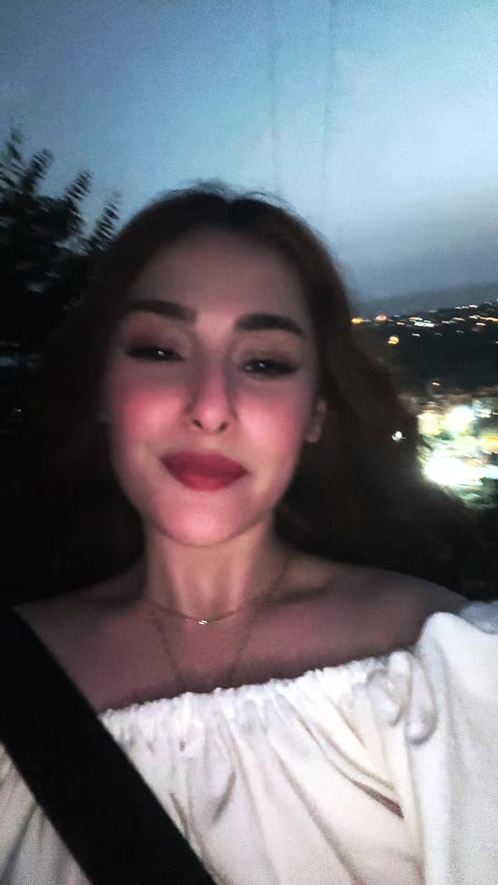 @Taranom Afsharian
