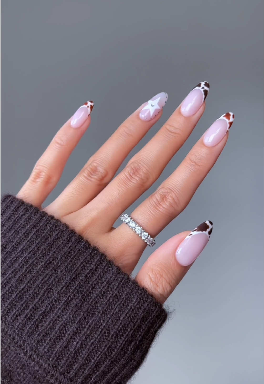 @Alison | @nailsbyalsn