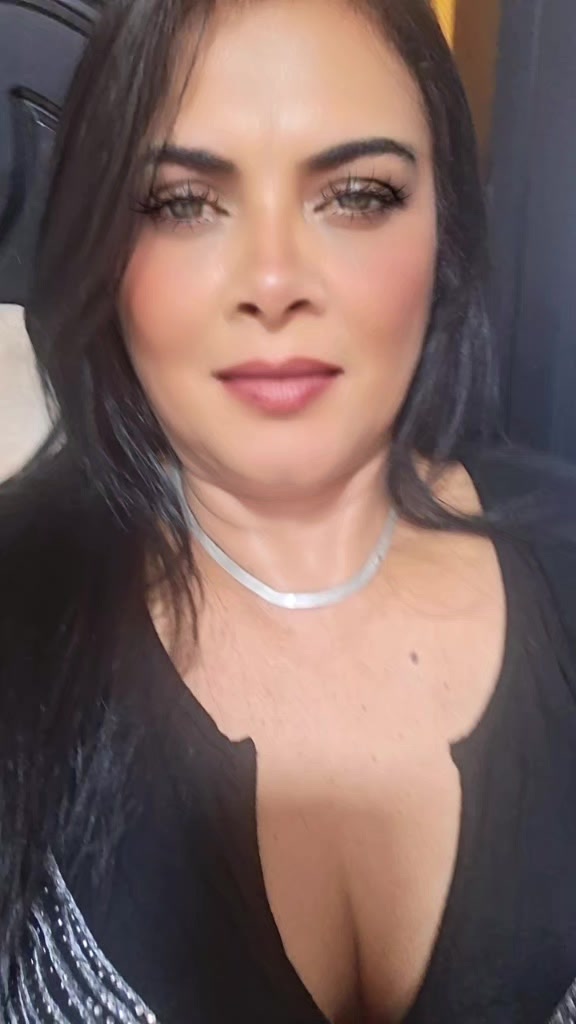 @Angela Diaz🇩🇴🇩🇴🇩🇴