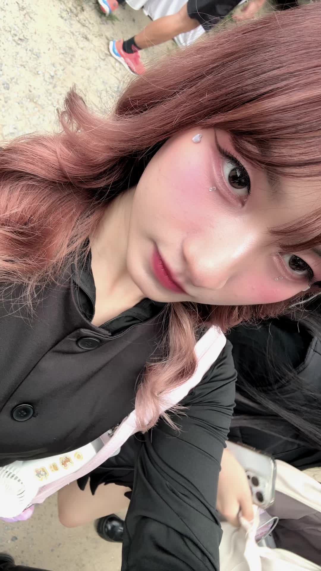 @ᴄʜᴇʀᴀʏᴍ ꕤ