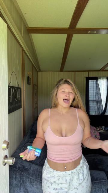 @B💋