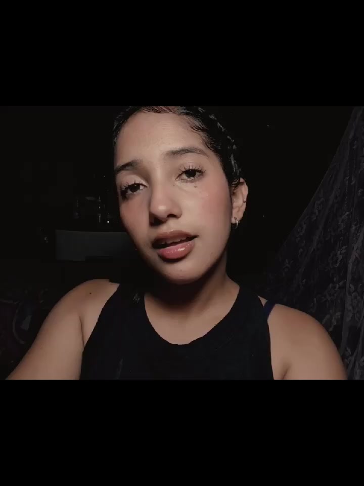 @Mely🦋