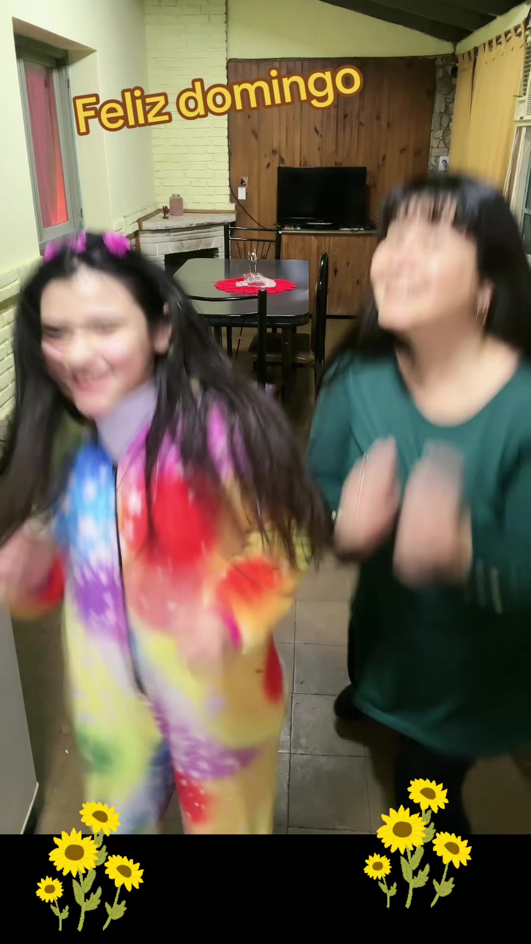 @Maruchii2504
