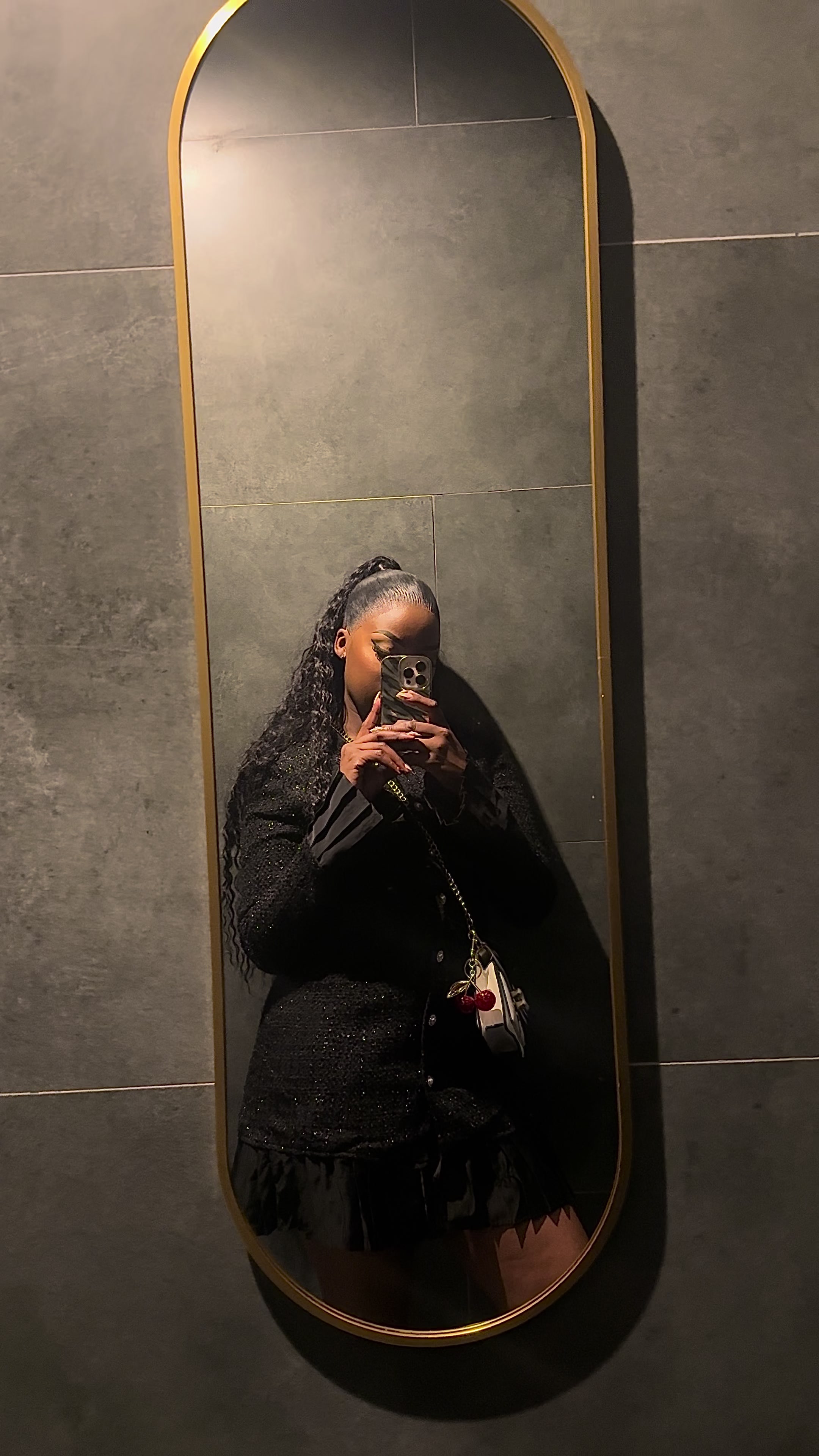 @Tiisetso_JoburgRunner🛍️