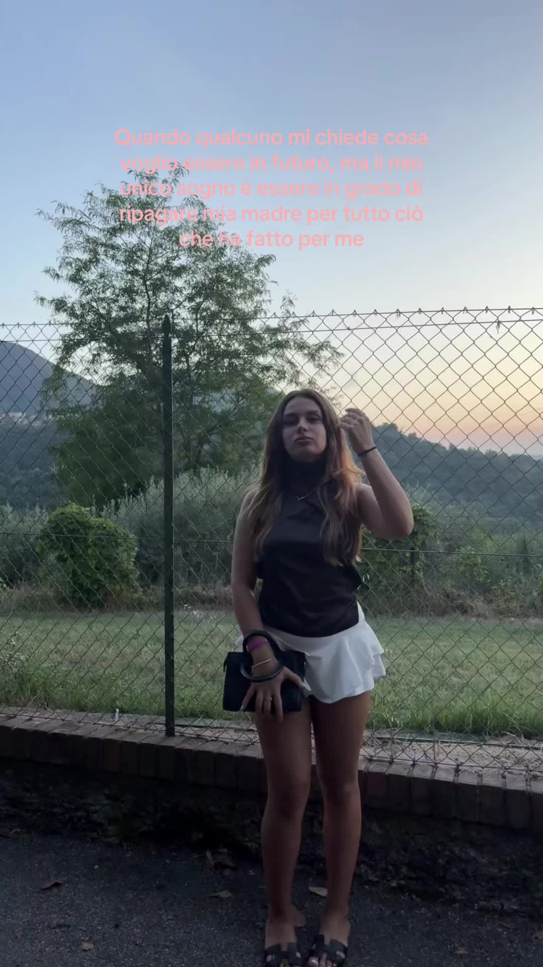 @🪬