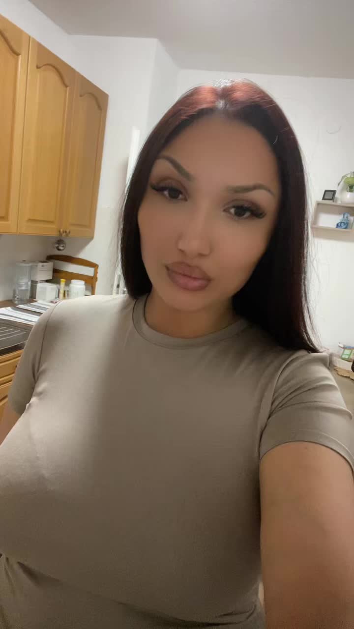 @Эля