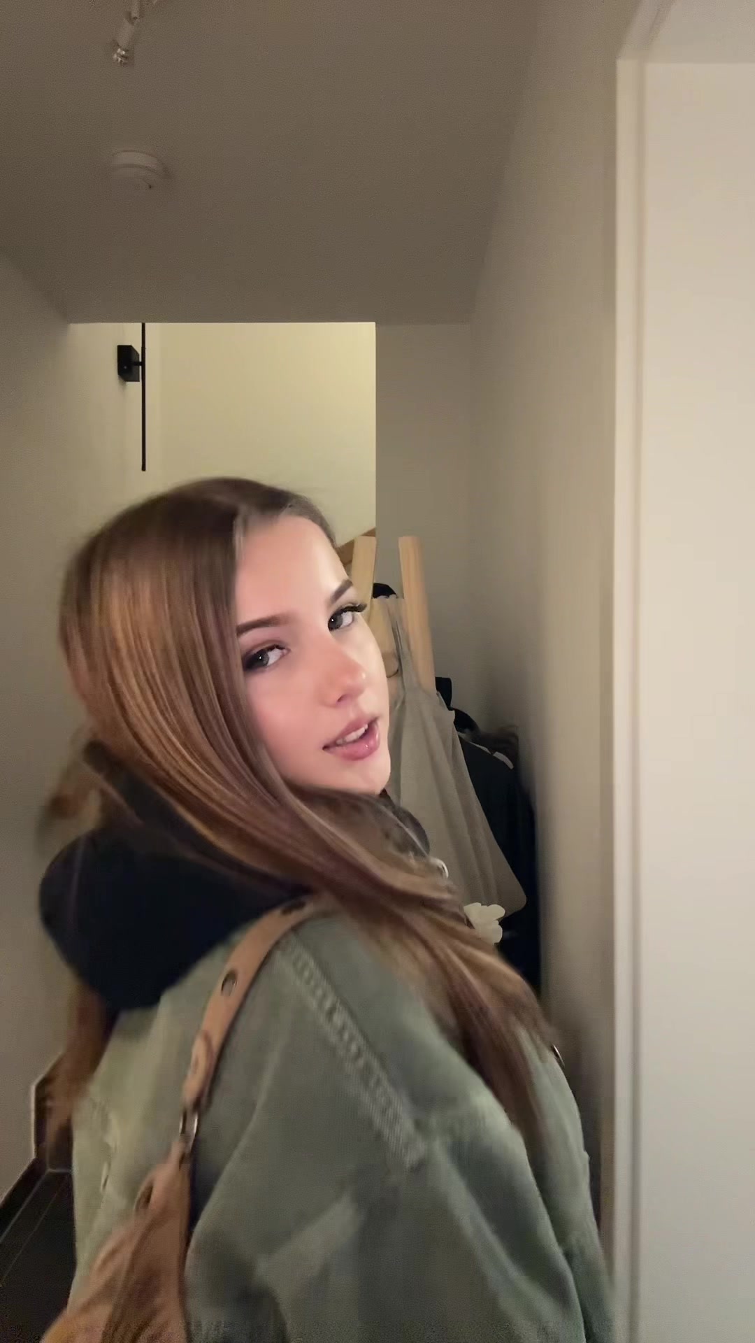 @𝐜𝐞́𝐥𝐢𝐧𝐞