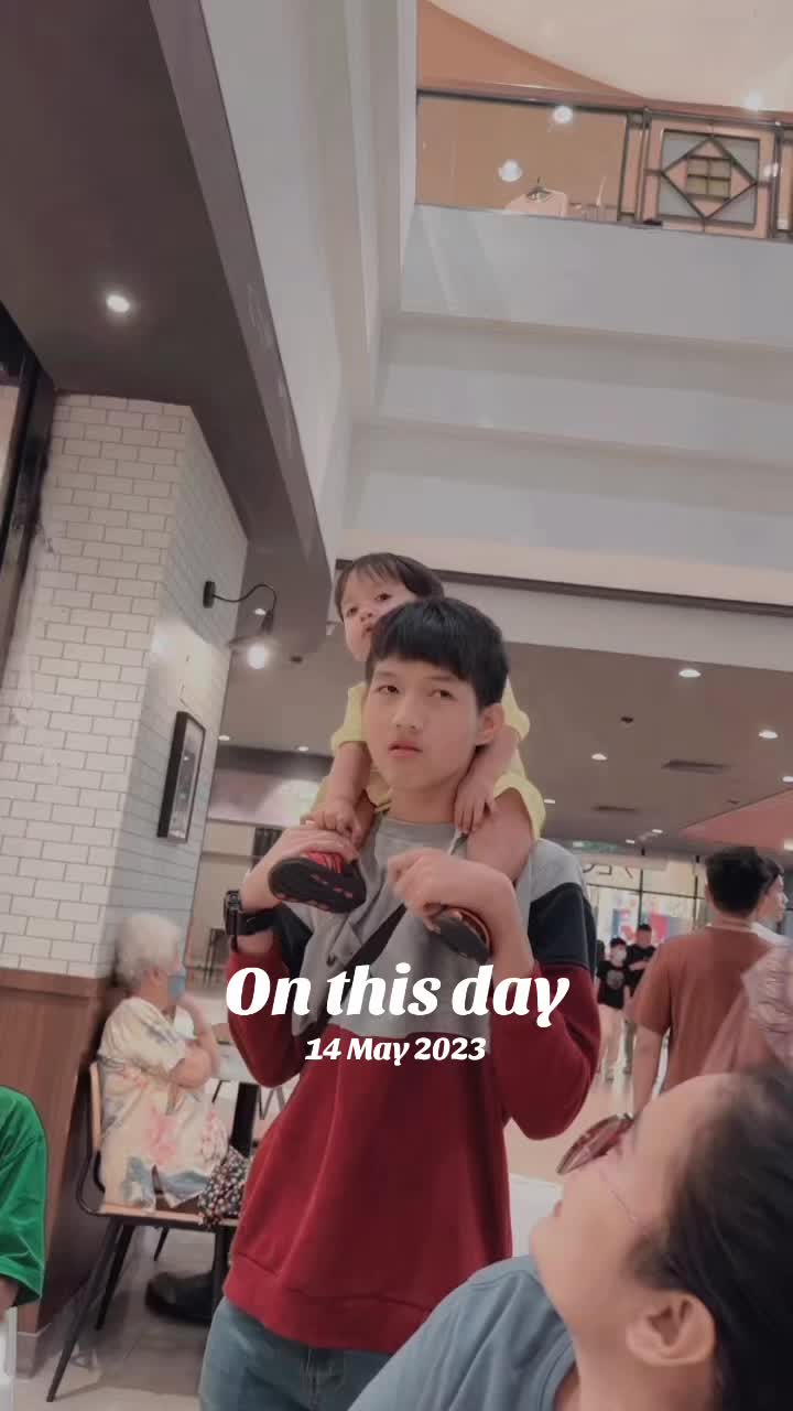 @ℳ𝑜𝓂𝓂𝓎𝒯𝒾𝓀𝓉𝑜𝓀
