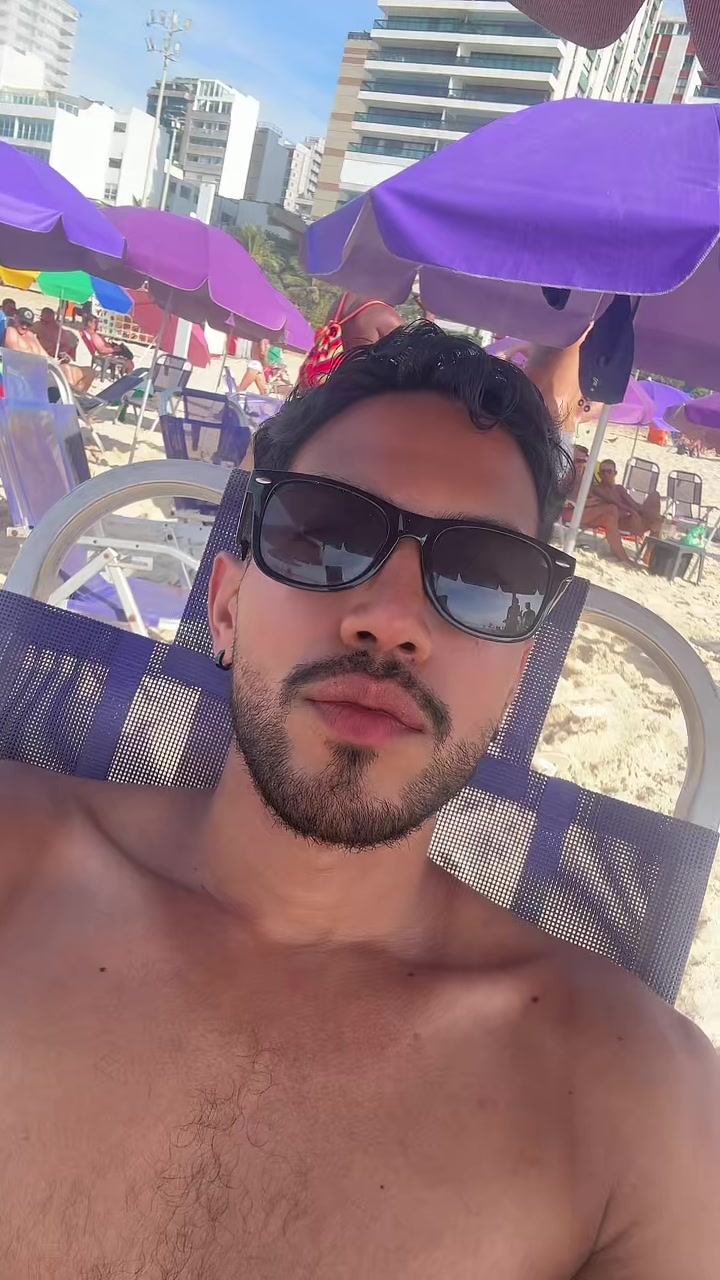 @christophercrb