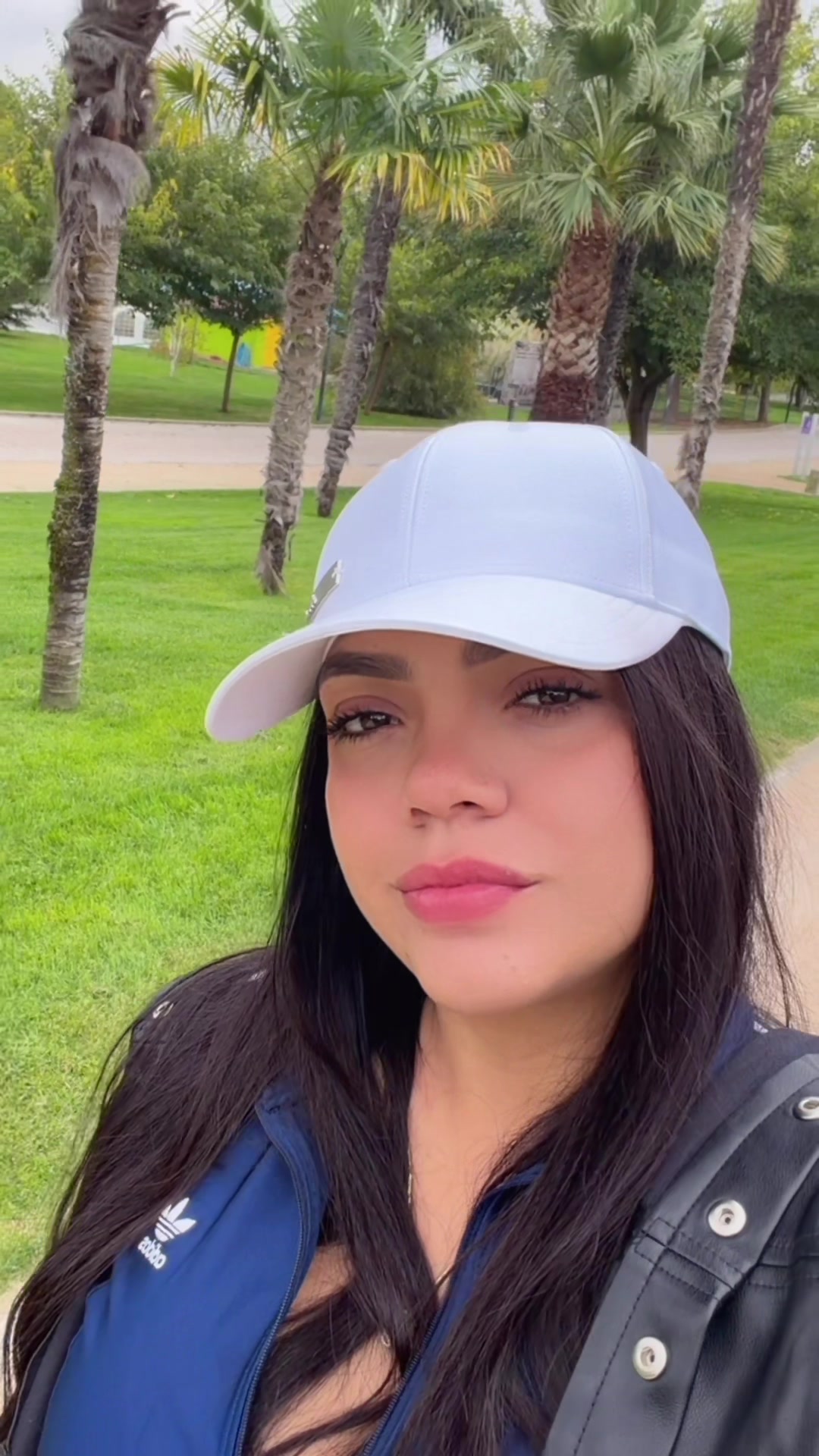 @Elena Henao.