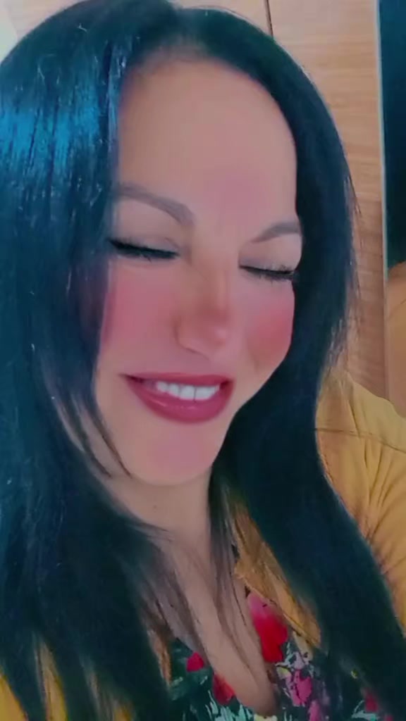 @gülüşü güzel Antakyalı çiğdem