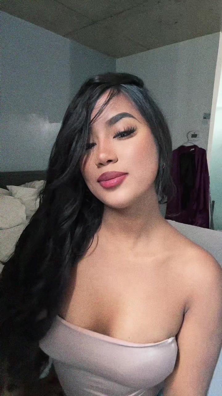 @𝐸𝓂𝒾𝓁𝓎.