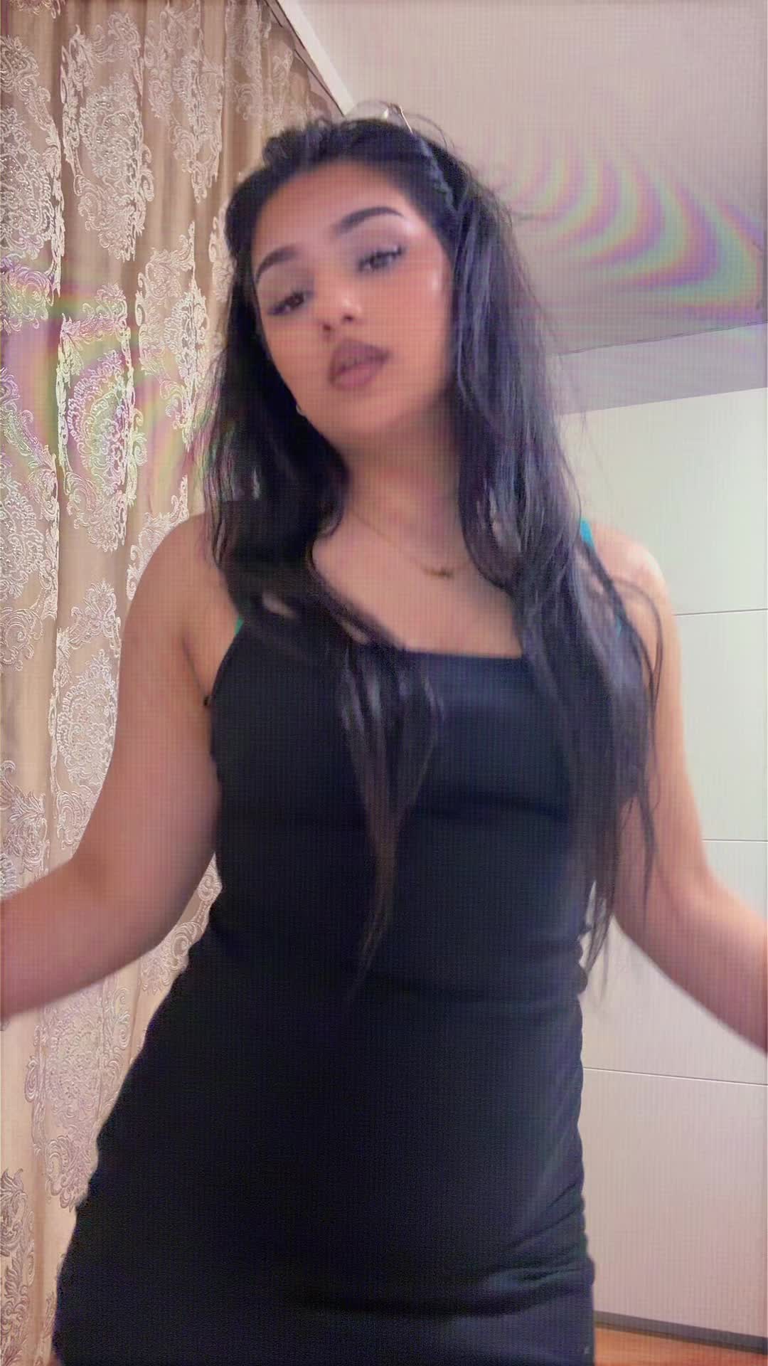 @𝓡𝓸𝓼𝓪