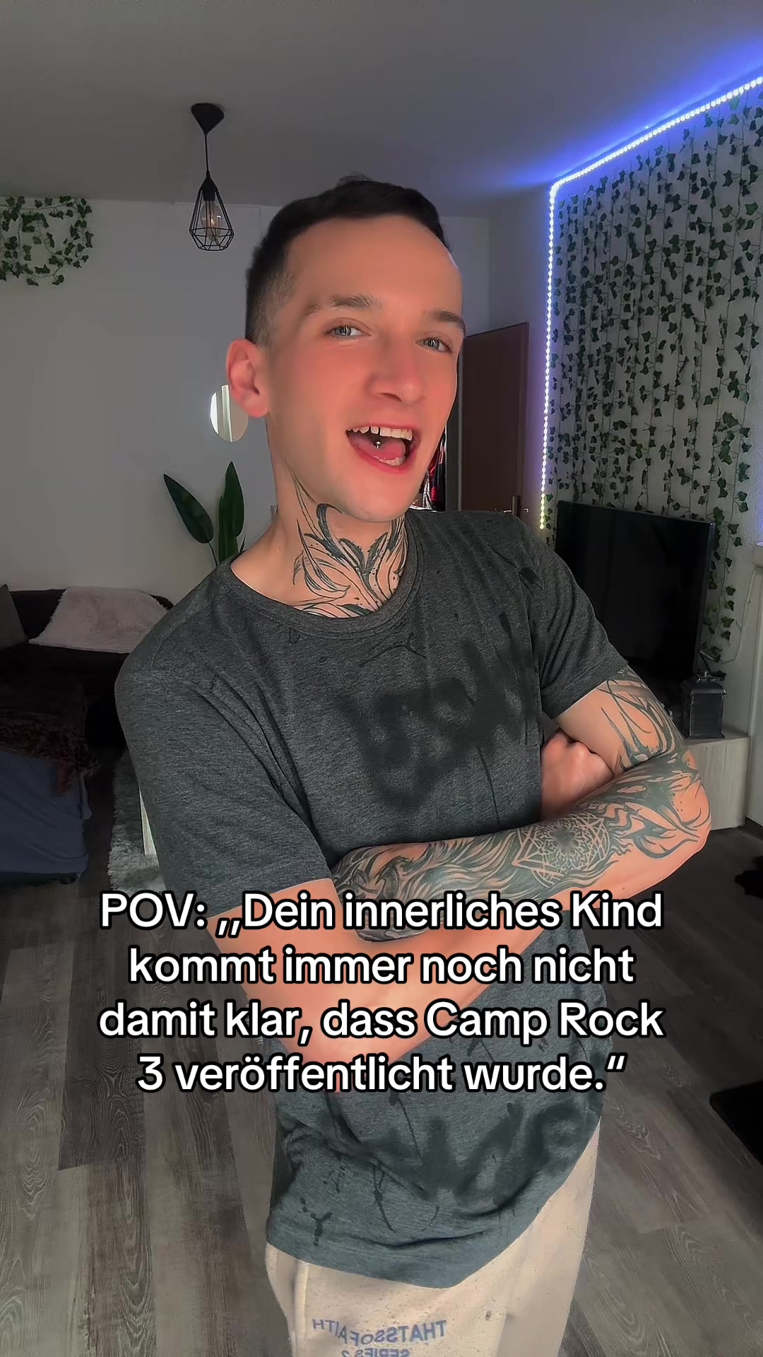 @Itsofficialsimon