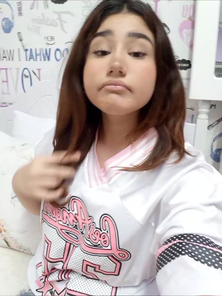 @Liana_jennie🤎🌊