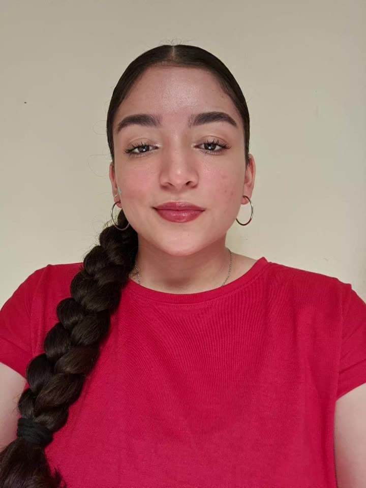 @aleja👩🏻&zwj;🌾⚡️