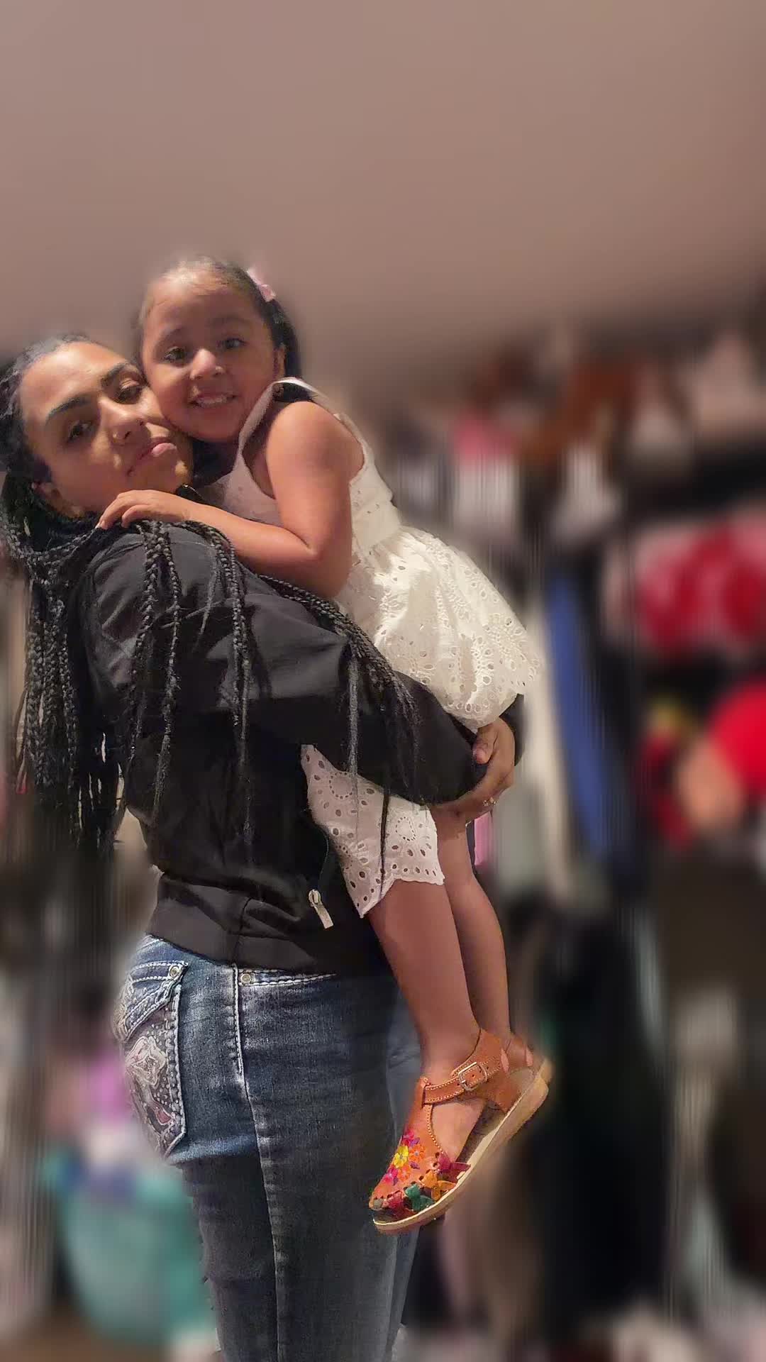 @Isabel Zapata