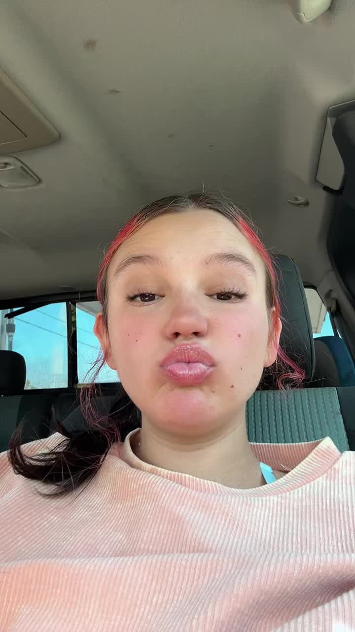 @Lacey Johnson562