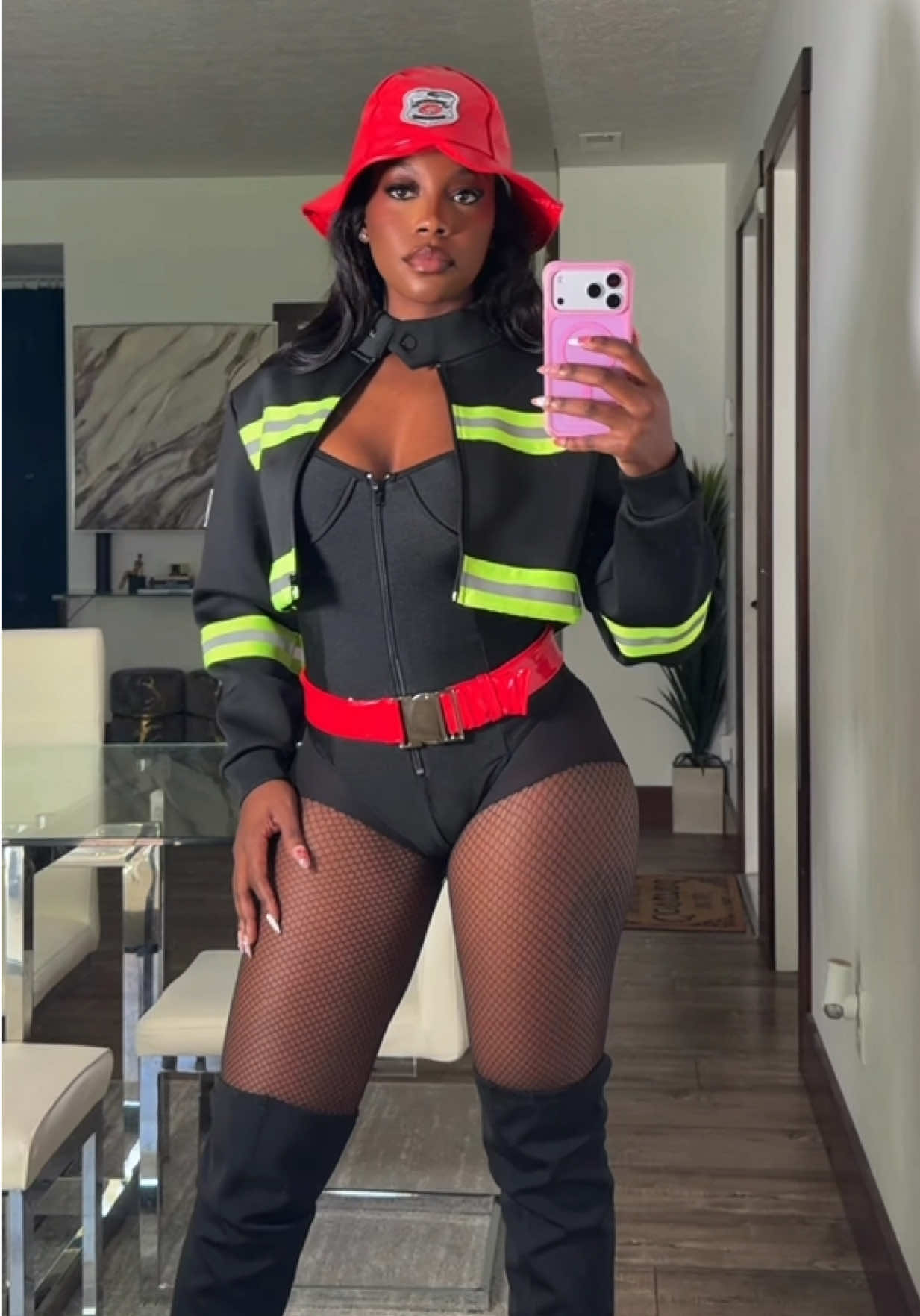 @Whitneyjaydee