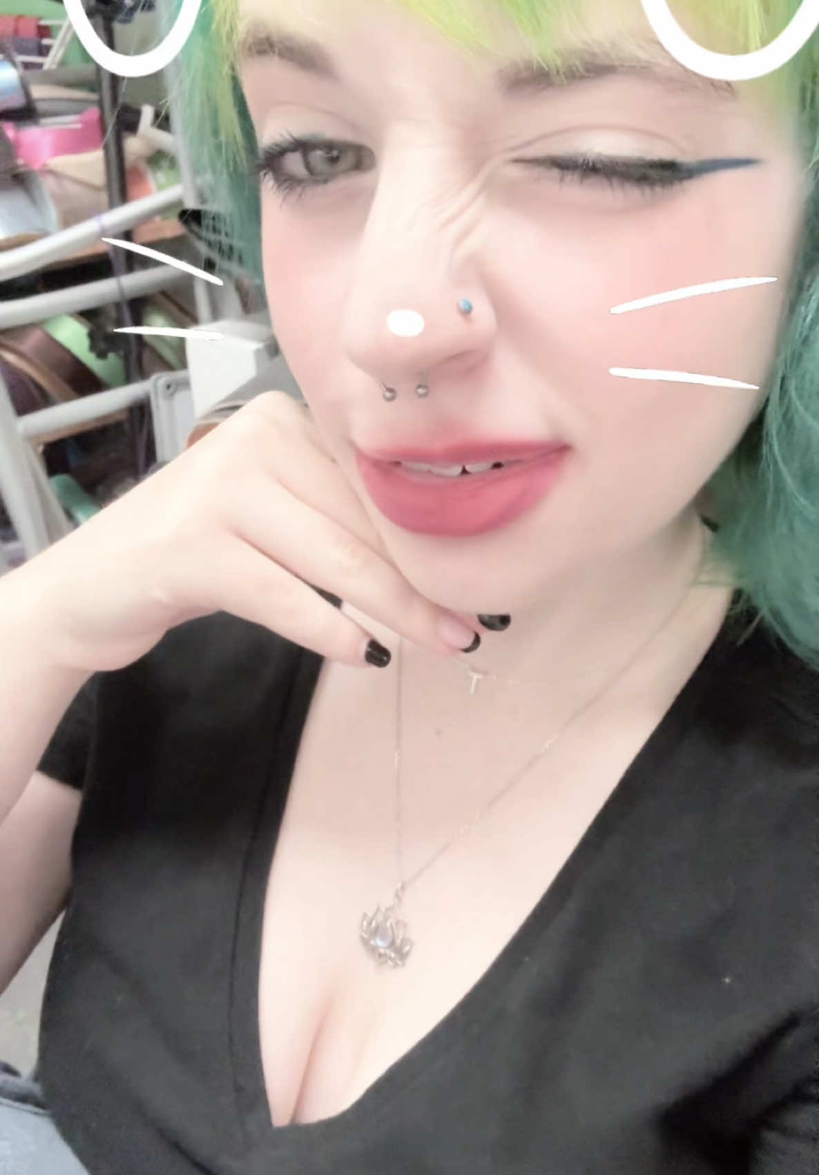 @kat ⟭⟬ 𖤓˚࿔
