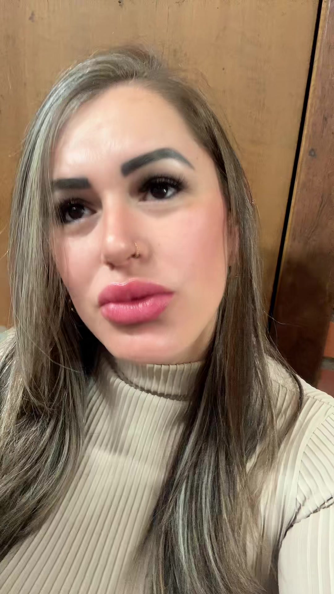 @Viviane