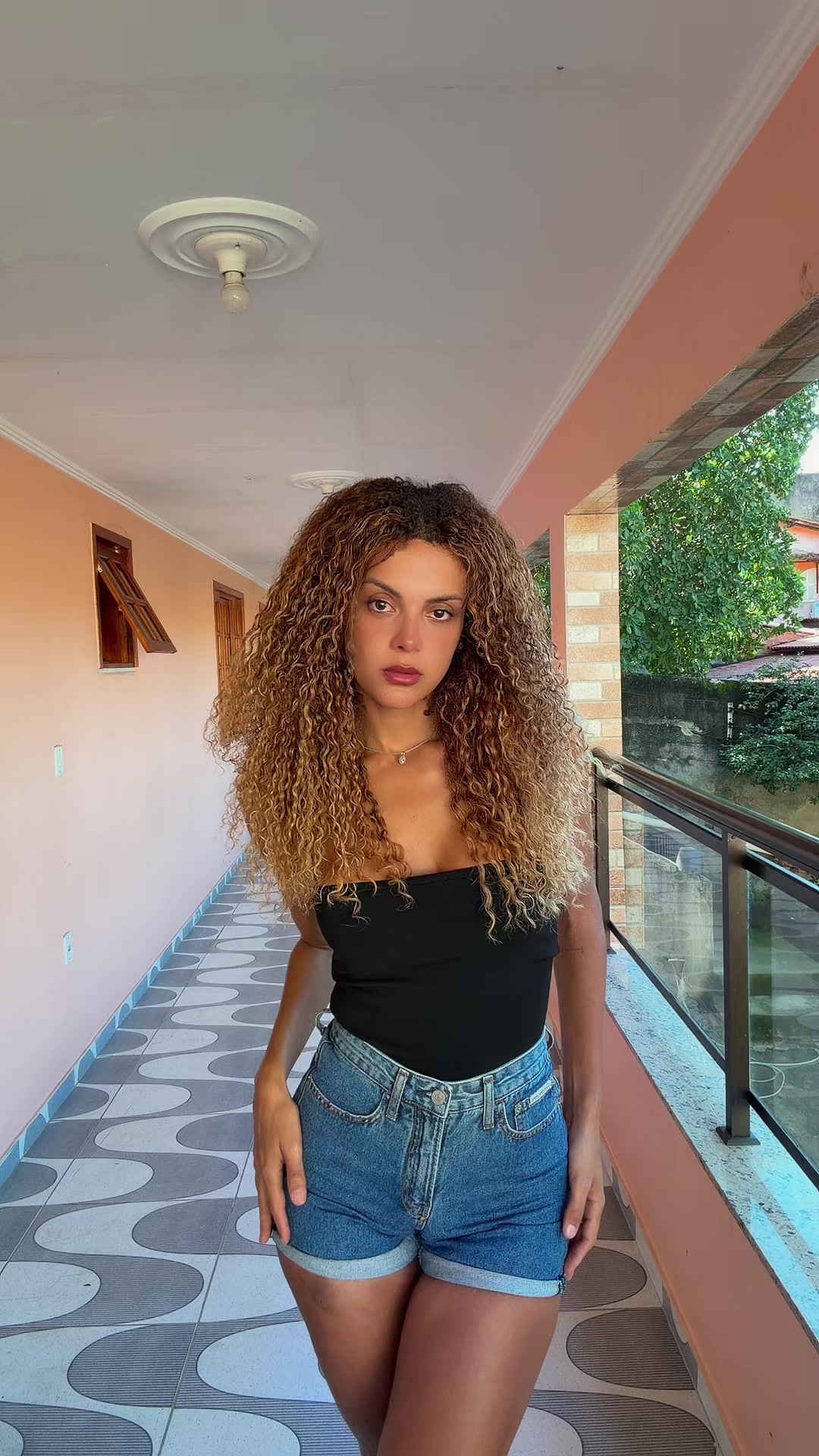 @Gabriela Loran