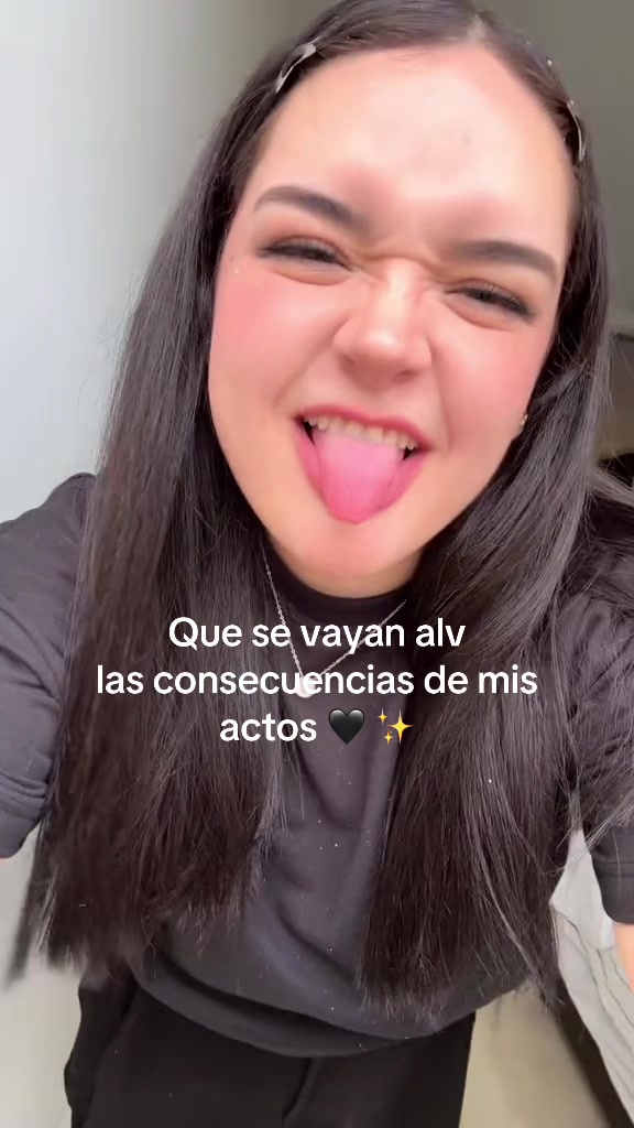 @Violet