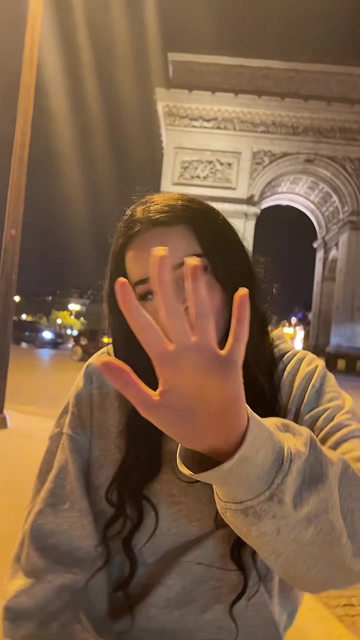 @Riri🍒