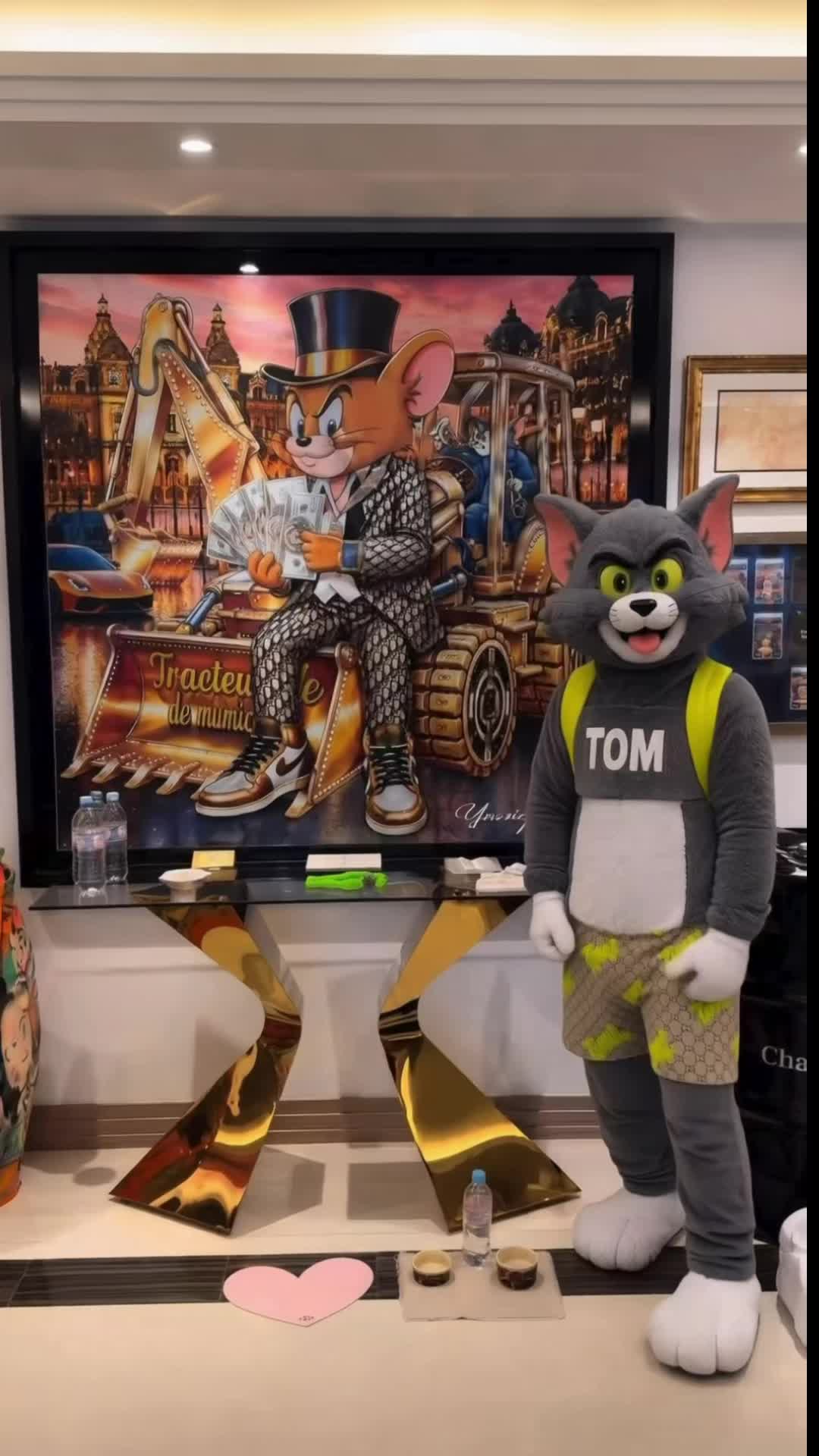 @TOM 🪤😺