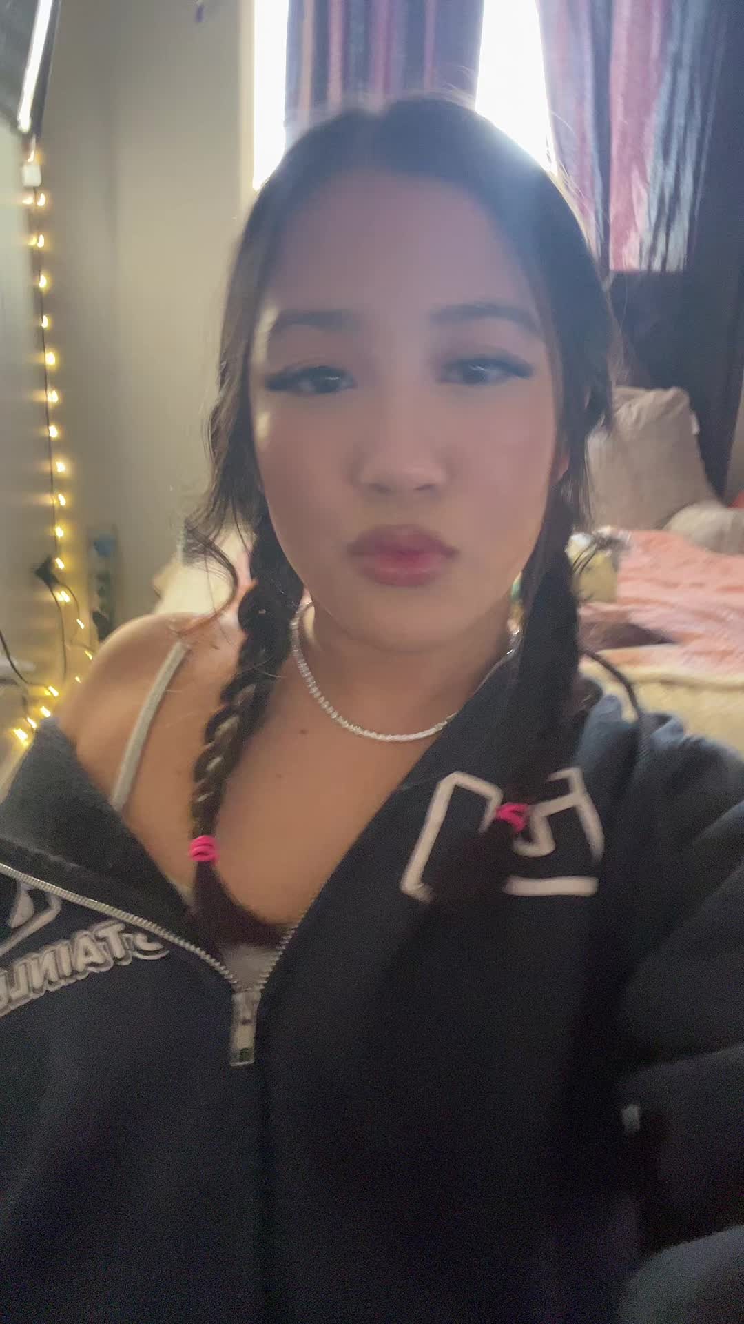 @justxn3e