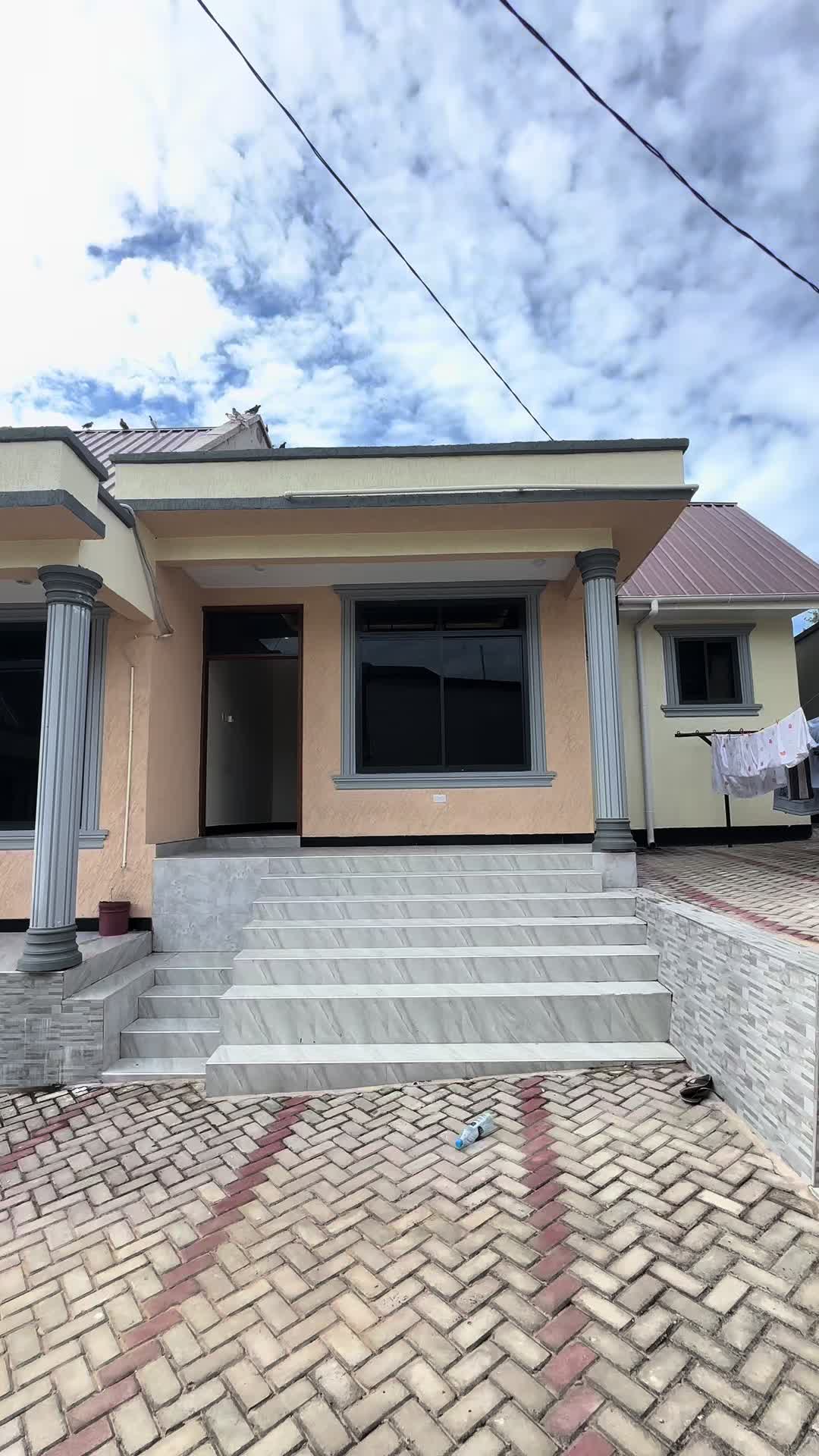@Dalaligobaivanny