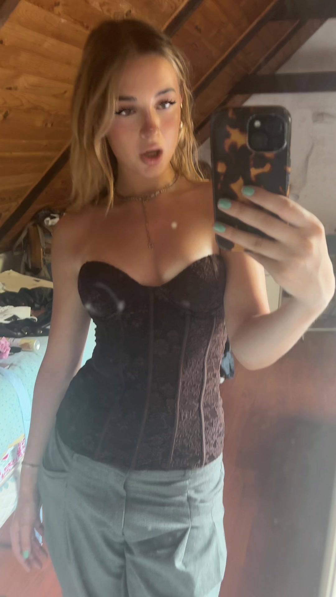 @Ju’