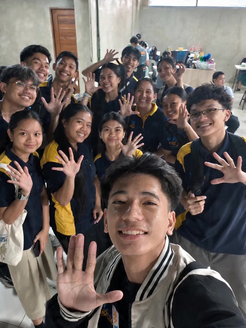 @direkmona17