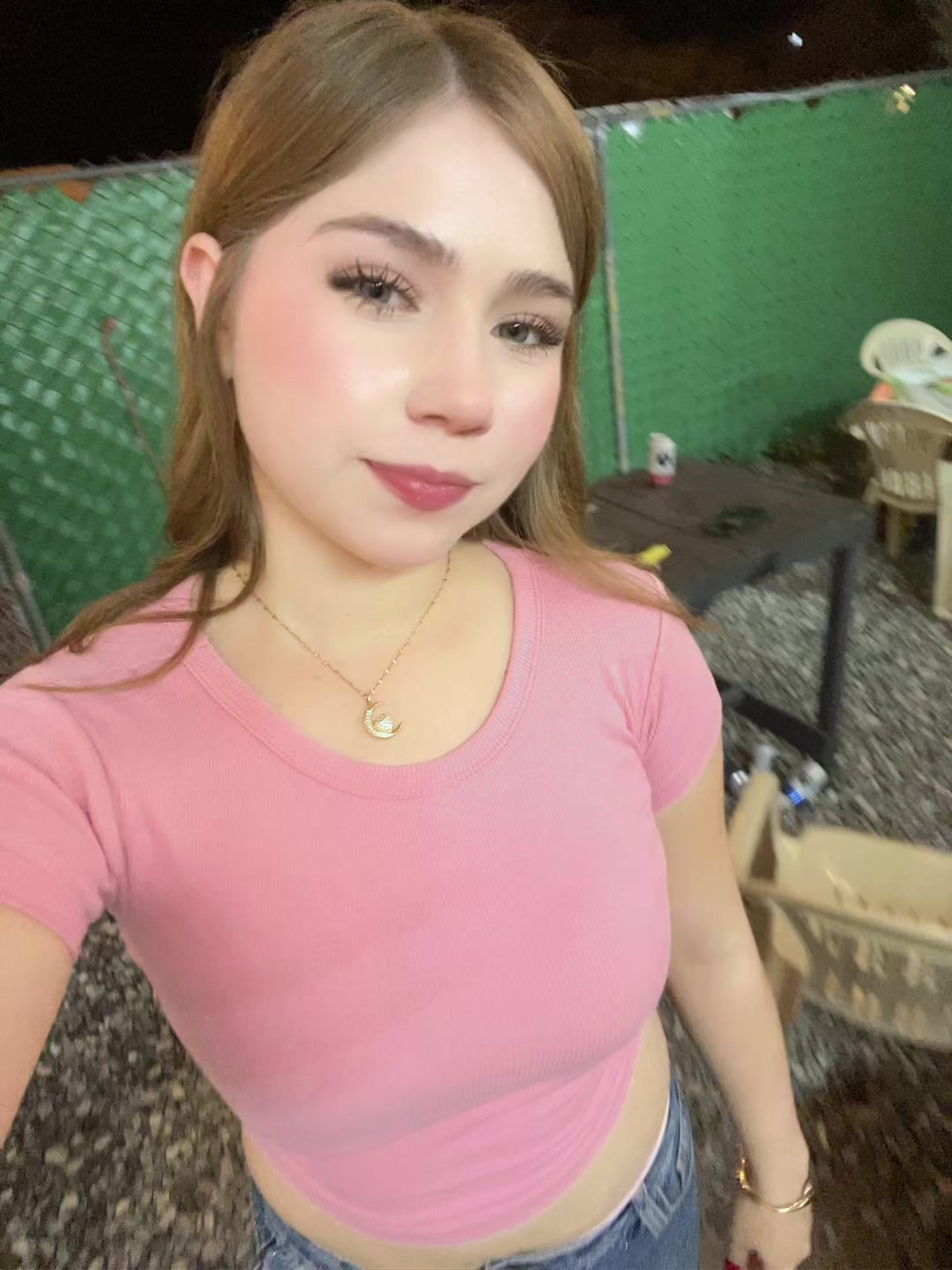 @👱🏻&zwj;♀️