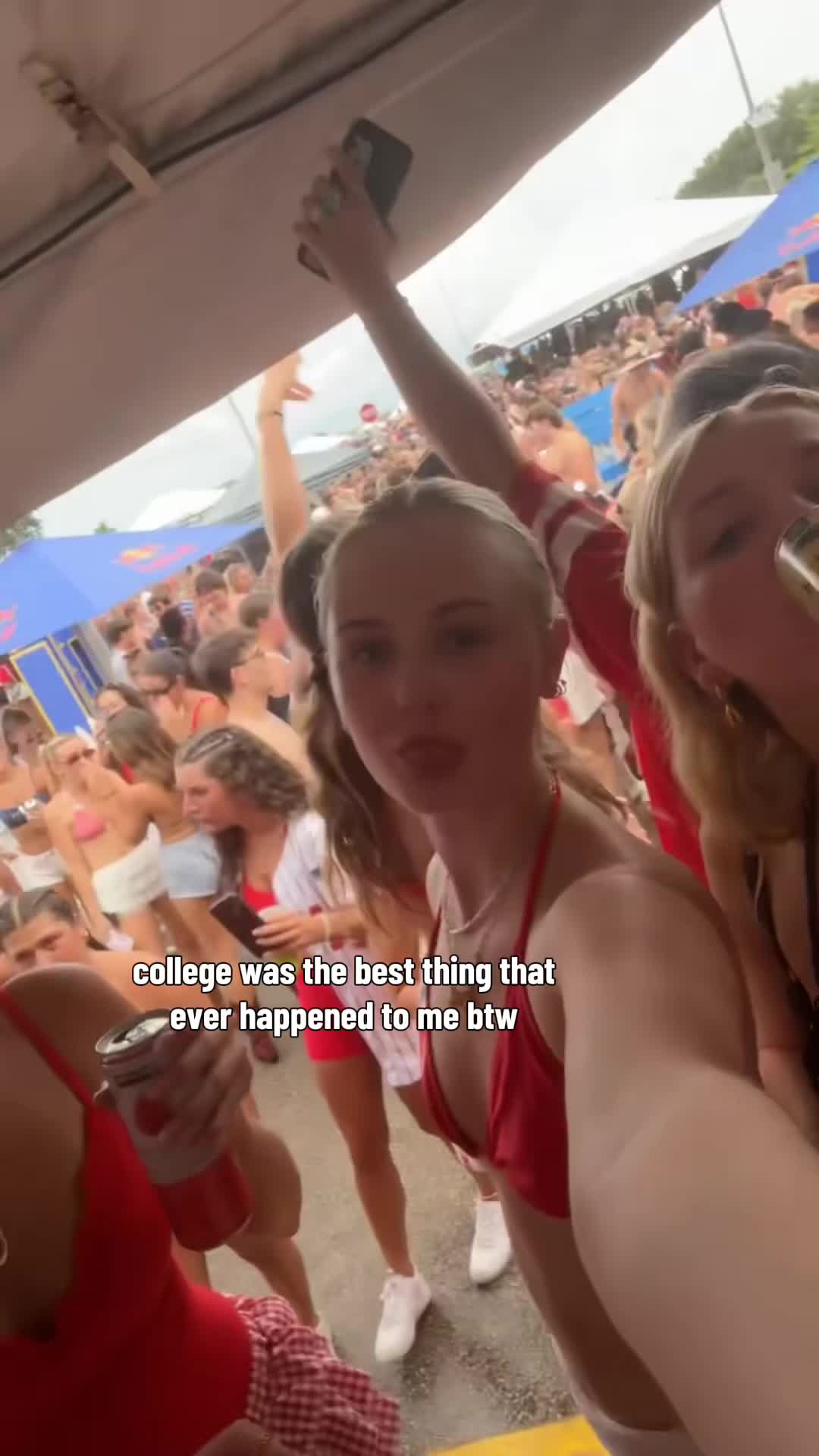 @Lili Paul
