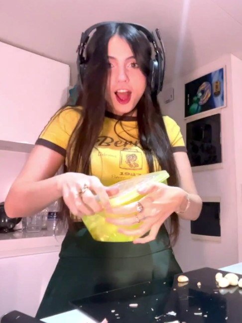 @S2 Clips