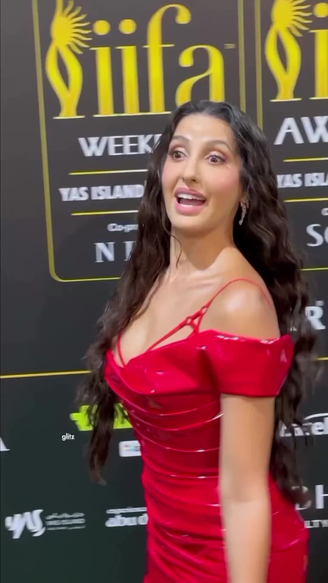 @Ⓖⓛⓐⓜⓞⓤⓡ Ⓢⓗⓞⓡⓣⓢ Ⓟⓚ