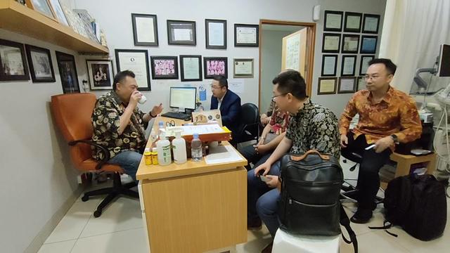 @DR.Dr.Wiku Andonotopo,SpOG KFM