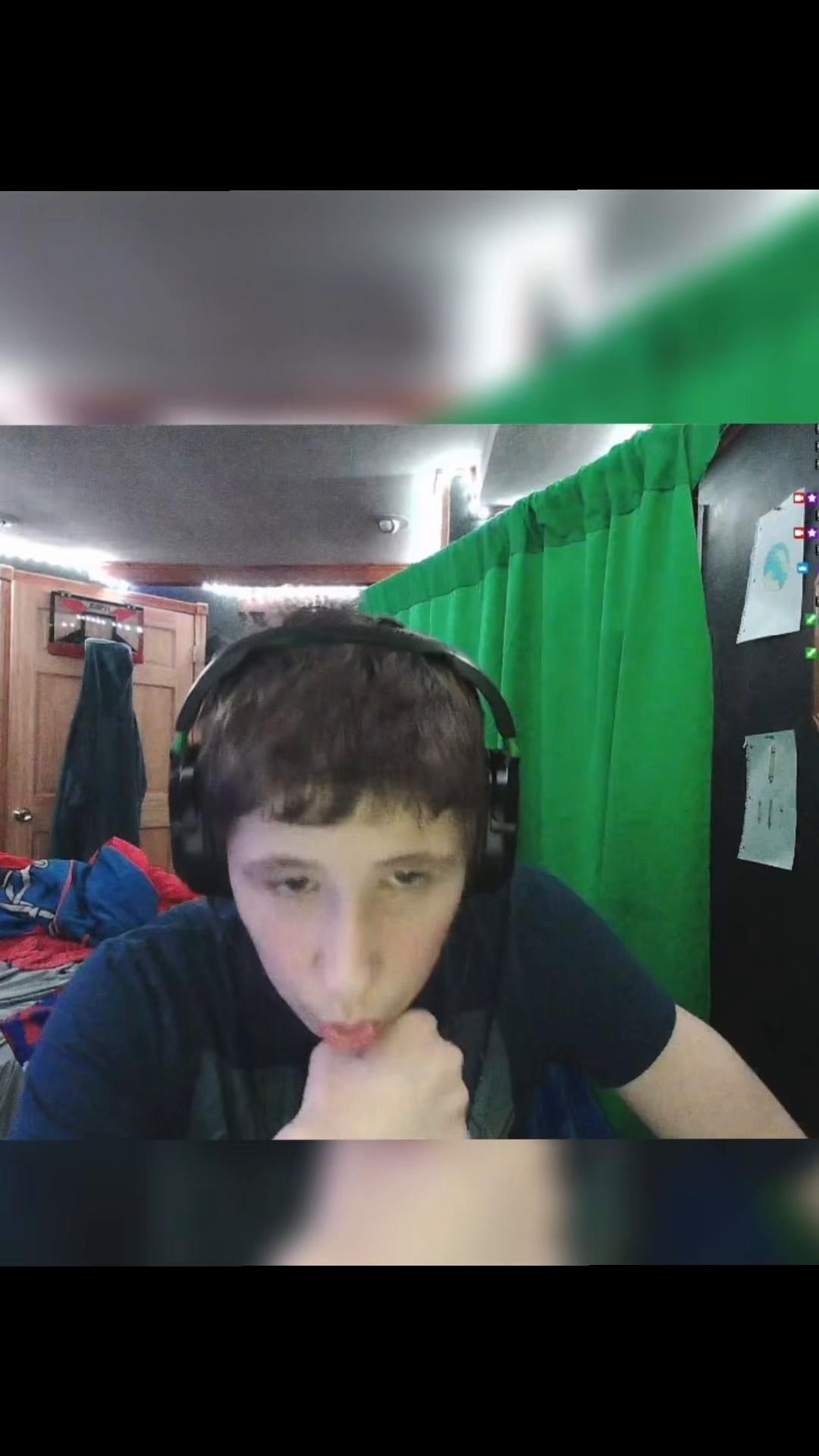 @hunterliveee