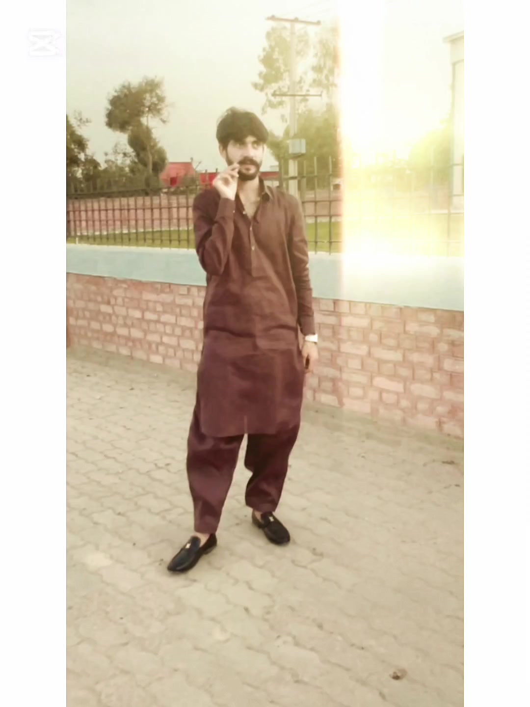 @راجہ🍂