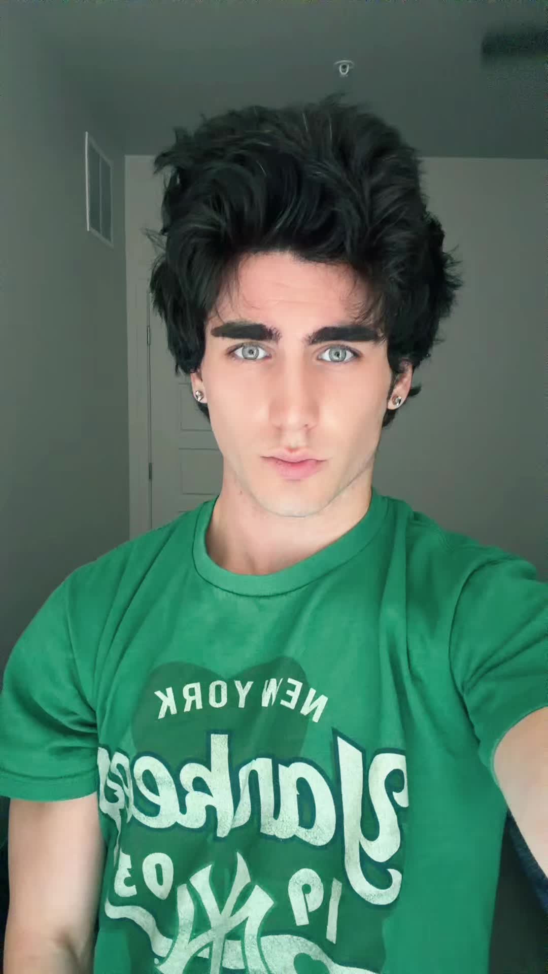 @matthewlifts08