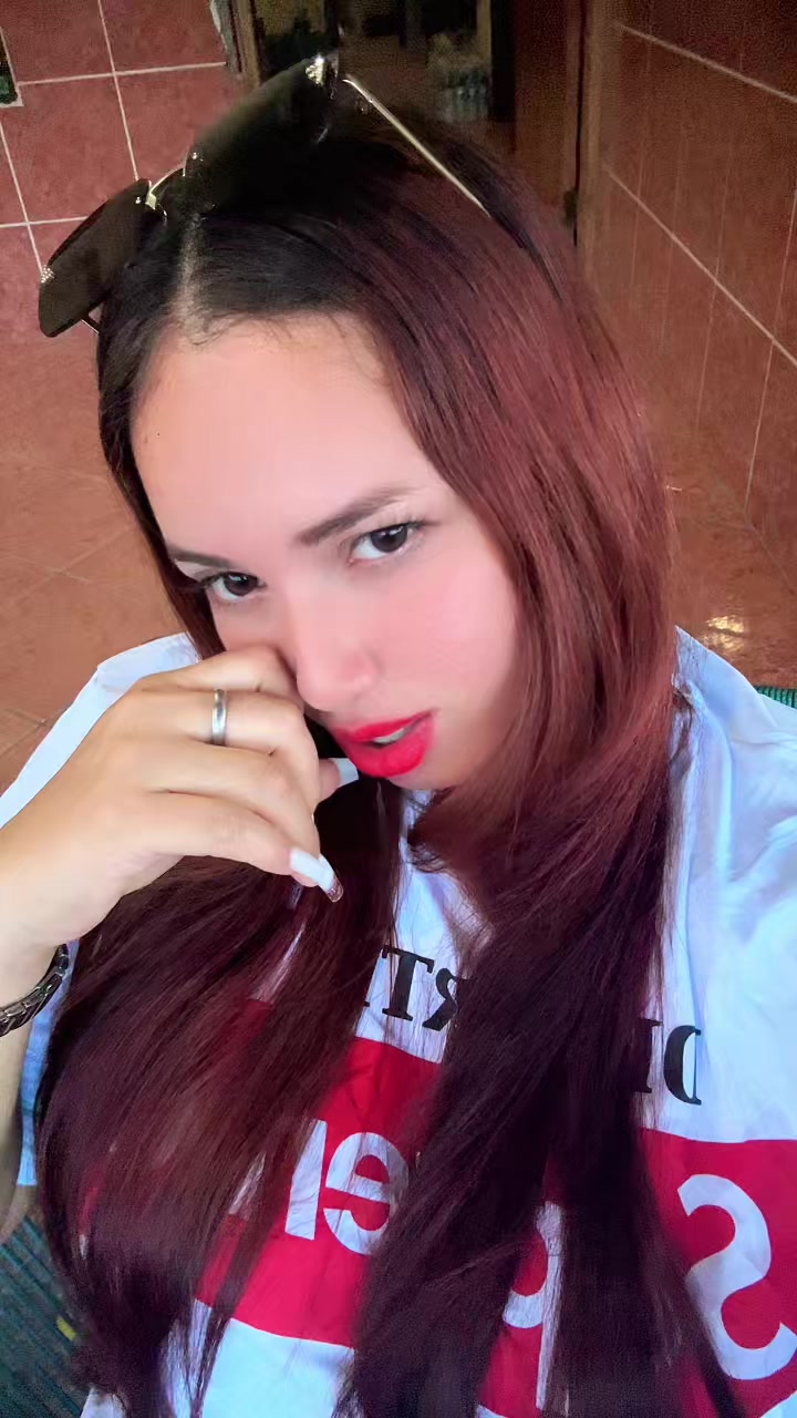 @C A R O L 🌻🍒
