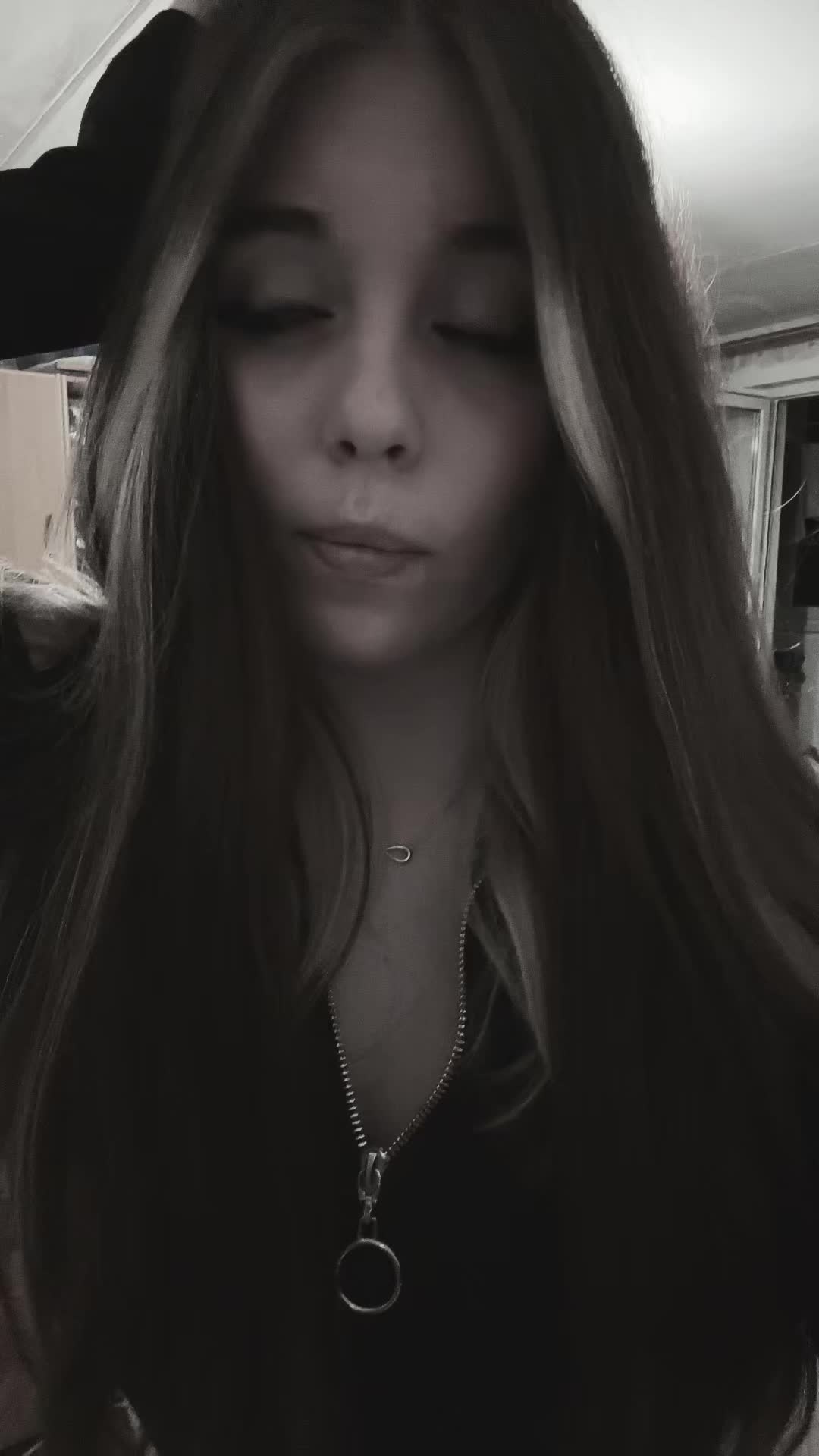 @Манюня