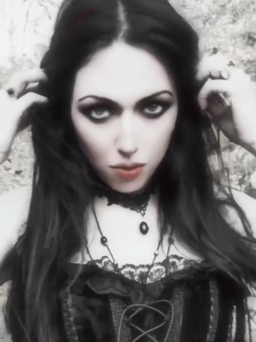 @⛧☾ 𝕽𝖆𝖛𝖊𝖓 ☽⛧
