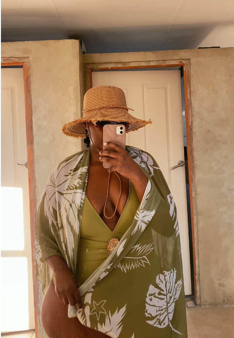 @Oratilwe | Content Creator