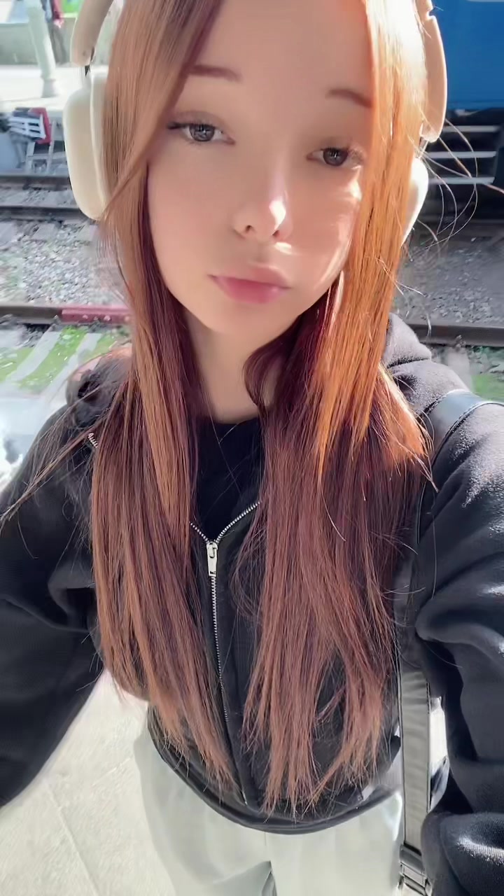 @qwqwqwk
