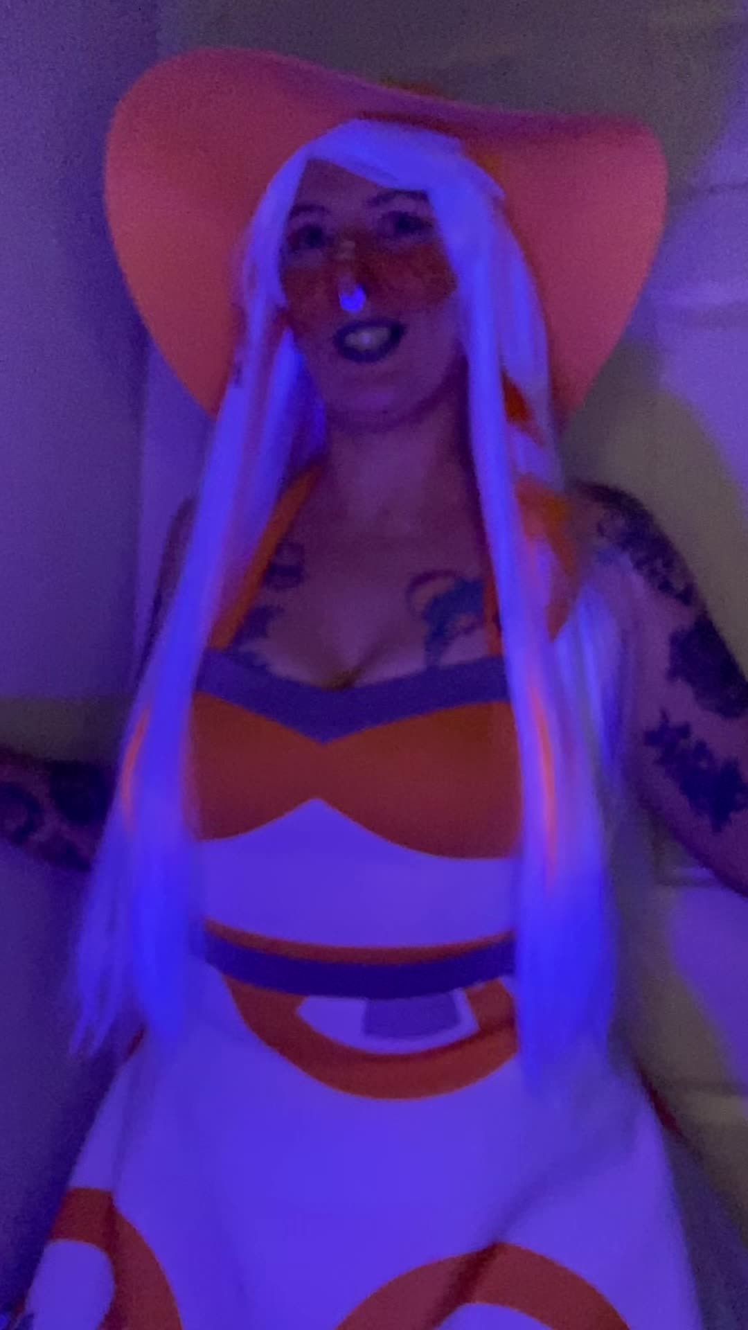 @Aurora Foxx