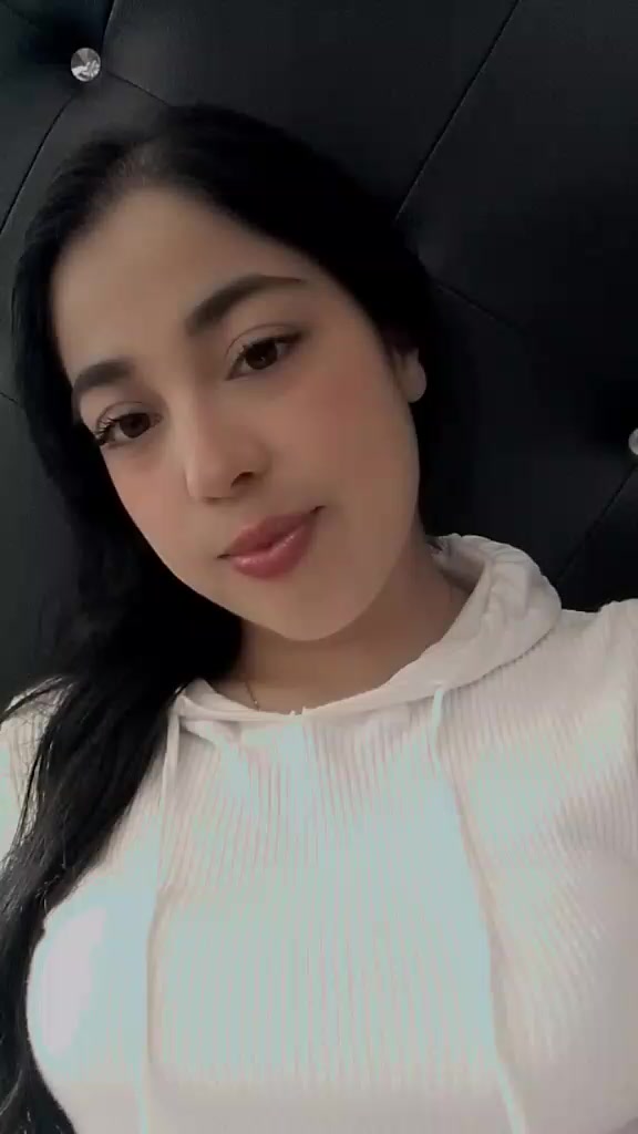 @Caren Alexandra 🦋💋🌸