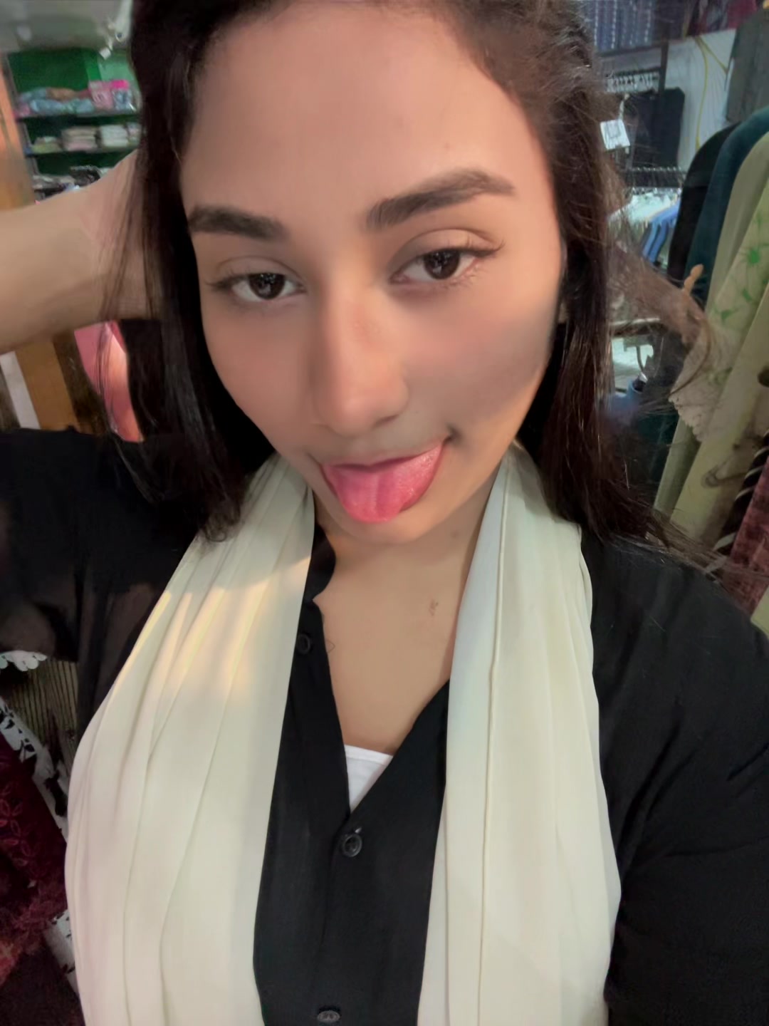 @iqra2222